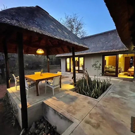 10 Raptors Lodge Hoedspruit Exterior foto