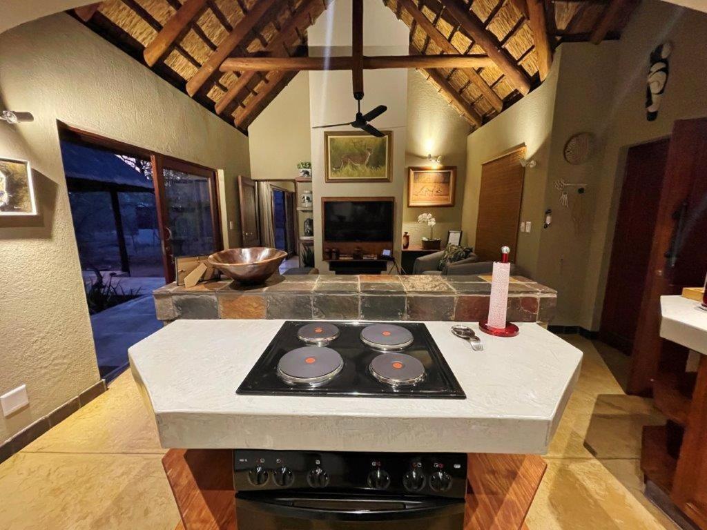 10 Raptors Chalet *